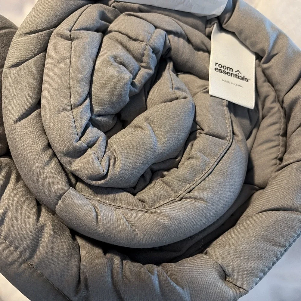 Room Essentials 1 Piece Comforter in Gray - Twin XL